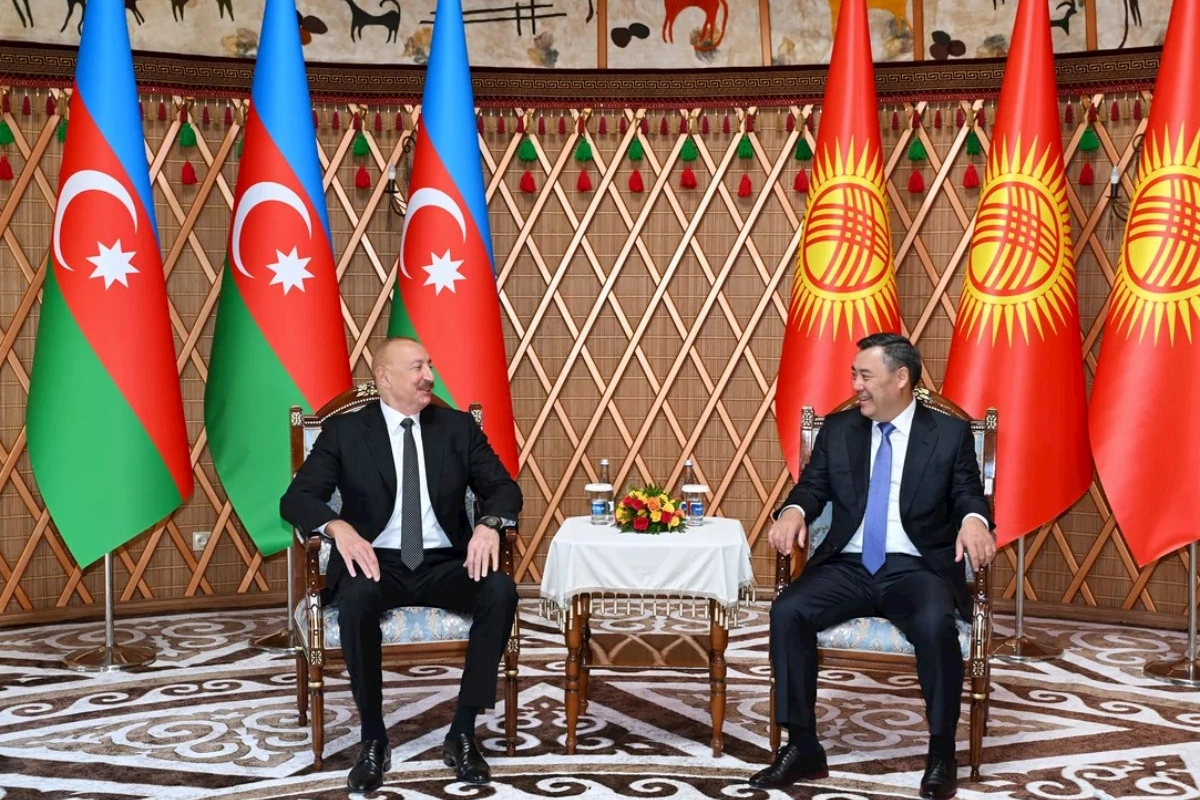 Prezident İlham Əliyev qırğız həmkarını Azərbaycana dövlət səfərinə dəvət edib