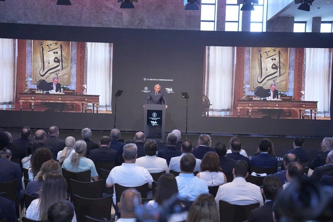 Türkiyə ilin ilk yarısında 25 milyondan çox xarici ziyarətçi qəbul edib — FOTOLAR Türkiyə ilin ilk yarısında 25 milyondan çox xarici ziyarətçi qəbul edib — FOTOLAR