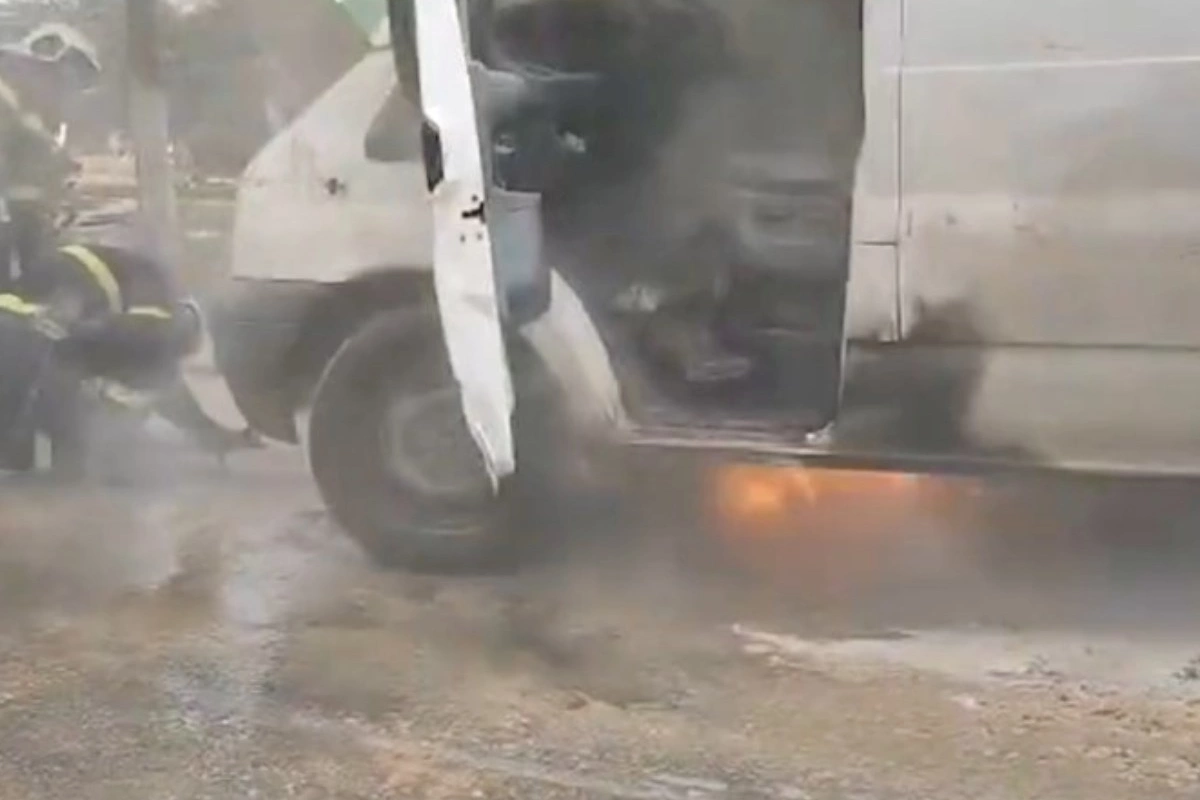 Masazırda “Ford” yandı — VİDEO