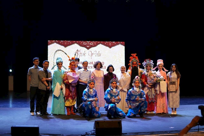 XV Beynəlxalq İpək Yolu Festivalının təntənəli açılış mərasimi keçirilib — FOTOLAR XV Beynəlxalq İpək Yolu Festivalının təntənəli açılış mərasimi keçirilib — FOTOLAR