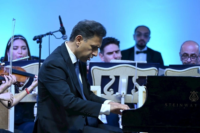 Filarmoniyada konsert mövsümü təntənəli şəkildə başa çatdı — FOTOLAR