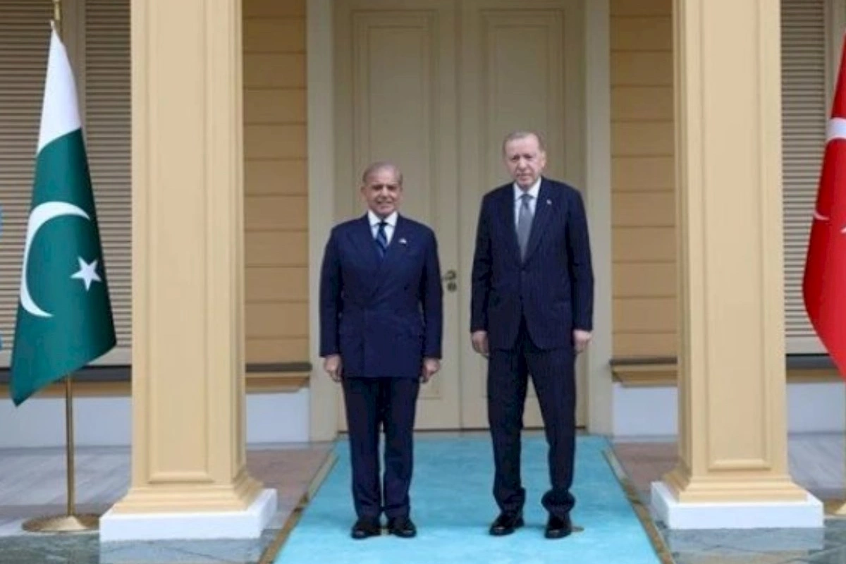 Ərdoğan Şəriflə görüşdü