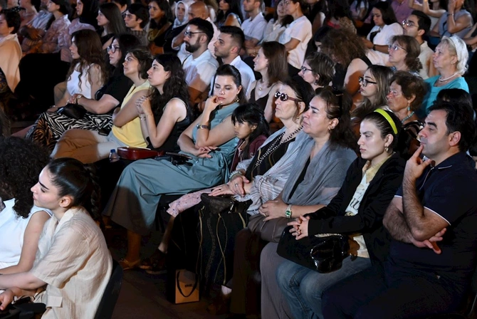 Filarmoniyada konsert mövsümü təntənəli şəkildə başa çatdı — FOTOLAR
