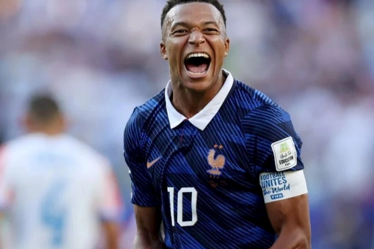Mbappe dünya çempionatlarının tarixinə düşdü
