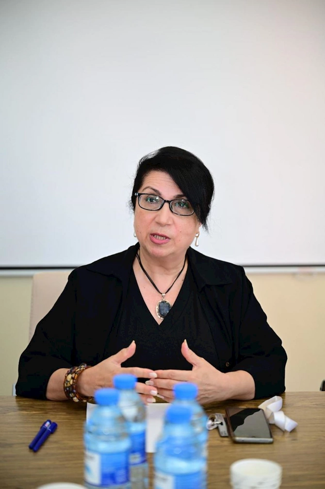Azərbaycanda ilk dəfə kamança üzrə milli standartlar təsdiqləndi — FOTOLAR Azərbaycanda ilk dəfə kamança üzrə milli standartlar təsdiqləndi — FOTOLAR
