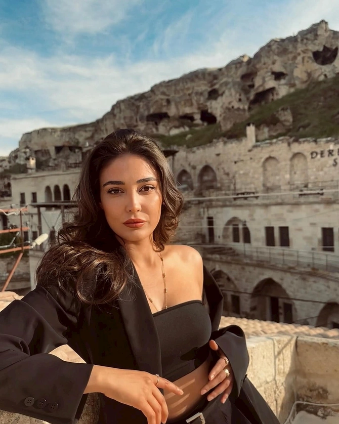 Doğukan Güngörün yeni serialında daha bir aktrisa — FOTO