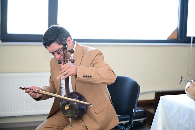 Azərbaycanda ilk dəfə kamança üzrə milli standartlar təsdiqləndi — FOTOLAR Azərbaycanda ilk dəfə kamança üzrə milli standartlar təsdiqləndi — FOTOLAR