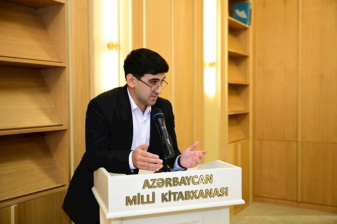 Azərbaycanda ilk dəfə “Mədəniyyət hüququ” ixtisaslaşması üzrə magistr dissertasiyalarının müdafiəsi keçirilib — FOTOLAR Azərbaycanda ilk dəfə “Mədəniyyət hüququ” ixtisaslaşması üzrə magistr dissertasiyalarının müdafiəsi keçirilib — FOTOLAR