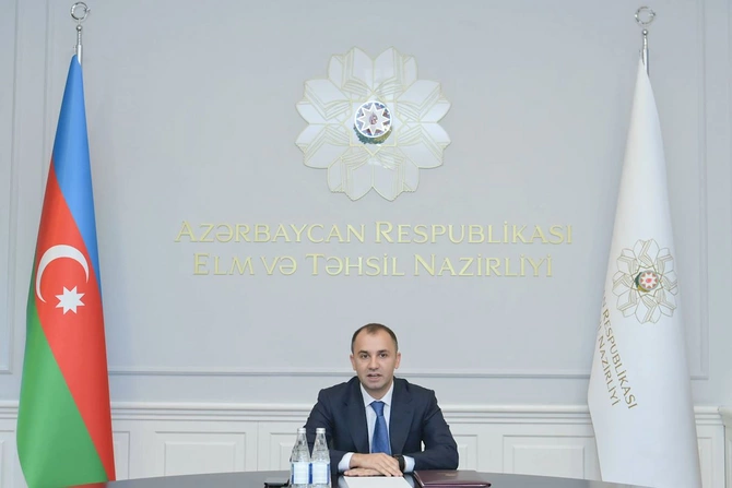 “Peşə təhsili üzrə ixtisasların Təsnifatı”nın yenilənməsi ilə bağlı İşçi qrupun ikinci iclası keçirilib — FOTOLAR