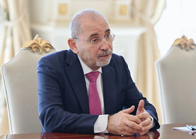İlham Əliyev İordaniya Baş nazirinin müavinini qəbul edib — FOTOLAR İlham Əliyev İordaniya Baş nazirinin müavinini qəbul edib — FOTOLAR