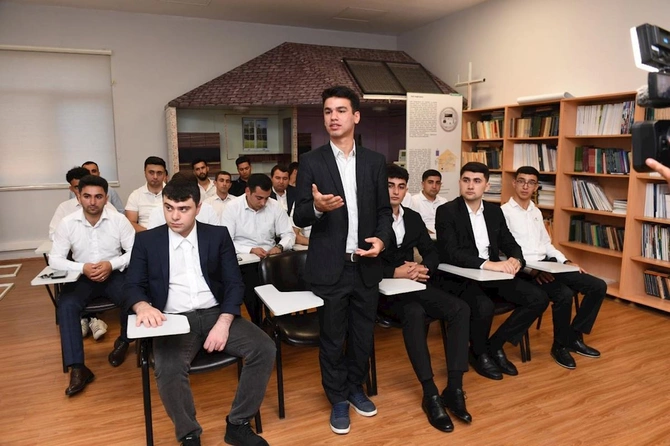 “Azərişıq” və Dövlət Məşğulluq Agentliyinin birgə layihəsi çərçivəsində işsiz və işaxtaran şəxslər yeni iş imkanları əldə ediblər — VİDEO/FOTOLAR