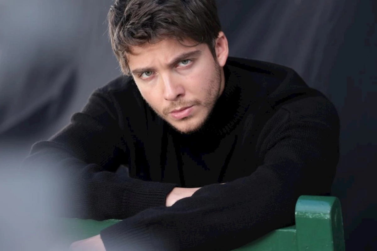 Göksel Kayahan “Aşk ve Taht” serialında — FOTO