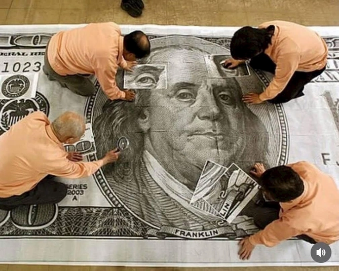 Dünyanın ən keyfiyyətli saxta dollarları — FOTOLAR
