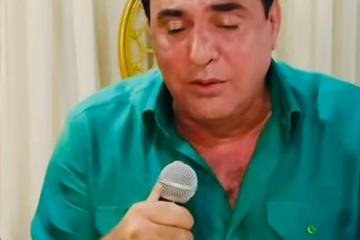Manaf Ağayev pul yağışına tutuldu — görüntüləri özü paylaşdı, sonra təcili sildi