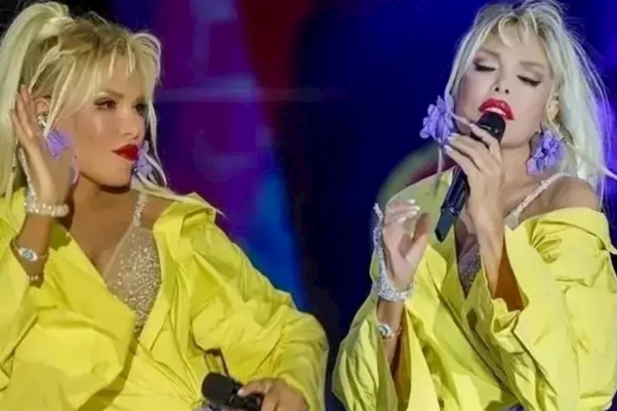 Ajda Pekkanın 5 milyon lirəlik saatı gündəm oldu