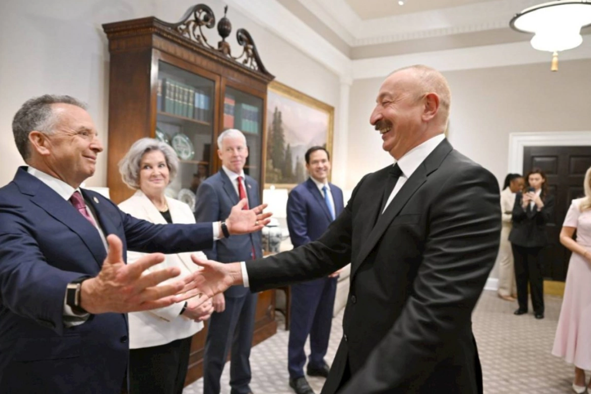 Stiv Vitkov: Azərbaycan Prezidenti özünü güclü və qətiyyətli lider kimi göstərdi