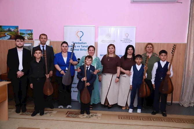 Bakı və Gədəbəydə uşaq və gənclər üçün ustad dərsləri təşkil olunub — FOTOLAR