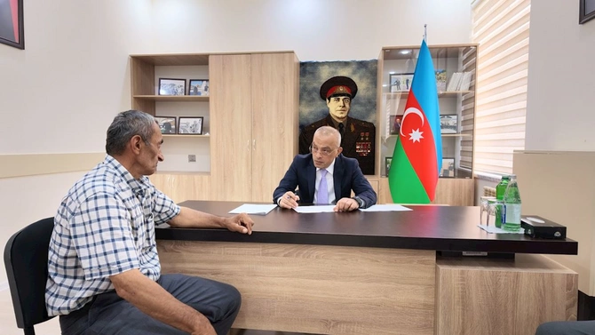 Azərbaycan Dövlət Su Ehtiyatları Agentliyinin sədri Lənkəran şəhərində vətəndaşlarla görüşüb — FOTOLAR