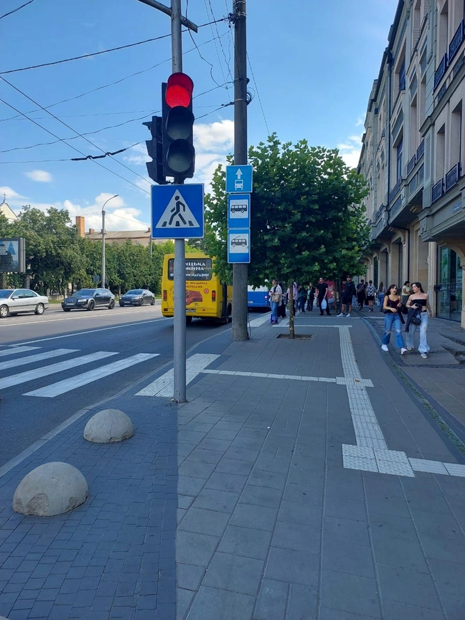 Əhali də, maşınlar da artır : Tıxacdan çıxış yolu nədir?