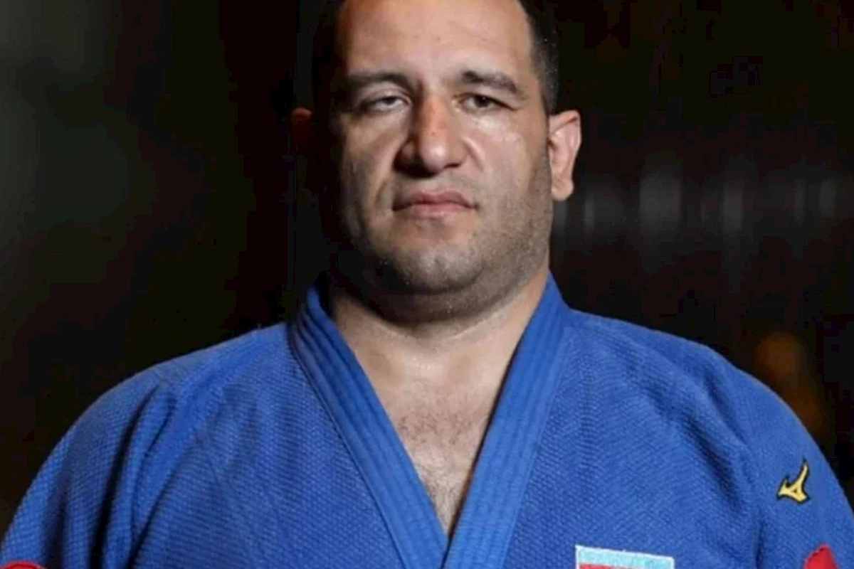 İlham Zəkiyev Avropa çempionatında finala vəsiqə qazanıb