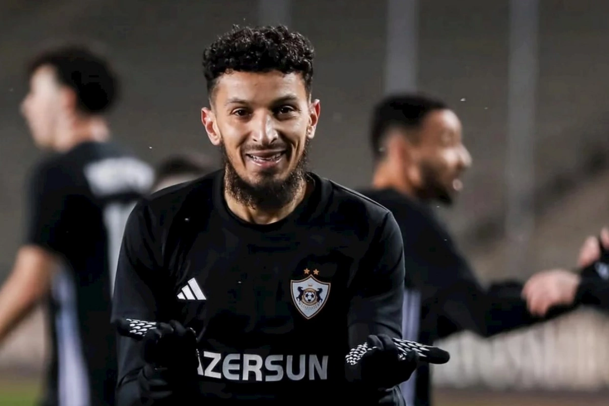 Abdullah Zubir Qarabağdan ayrılıb