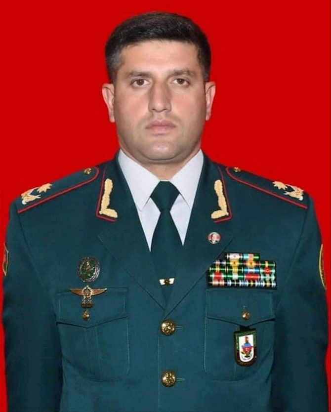 “General-leytenant” ali hərbi rütbəsi verilən zabitlər kimlərdir?