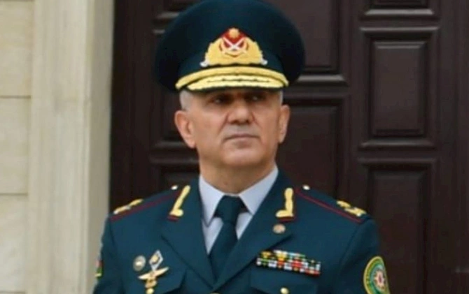 “General-leytenant” ali hərbi rütbəsi verilən zabitlər kimlərdir?