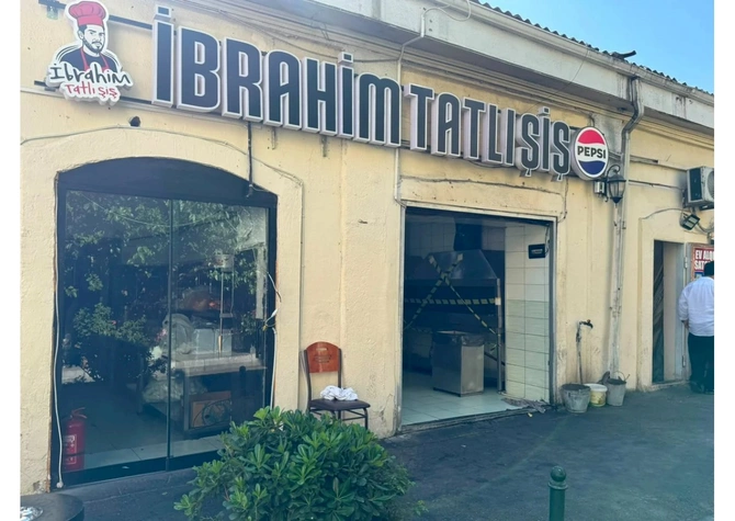 Bakıda kabab evində at DNT-si aşkarlandı — FOTOLAR Bakıda kabab evində at DNT-si aşkarlandı — FOTOLAR