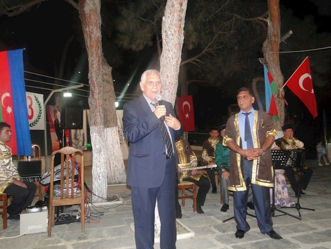 Türk dünyasının sevilən şairi Nəriman Həsənzadənin xatirəsi daim qəlbimizdə yaşayacaq Türk dünyasının sevilən şairi Nəriman Həsənzadənin xatirəsi daim qəlbimizdə yaşayacaq