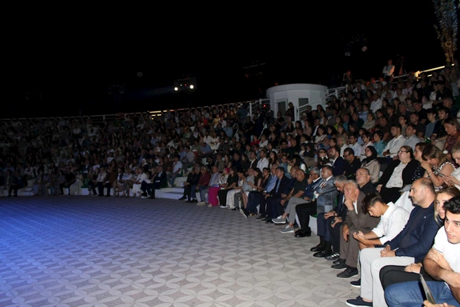 Qəbələ Festivalında ilk dəfə Azərbaycan kinofimlərindən musiqilər səsləndirilib — FOTOLAR