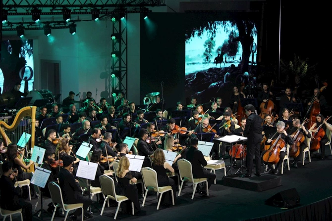 Qəbələ Festivalında ilk dəfə Azərbaycan kinofimlərindən musiqilər səsləndirilib — FOTOLAR