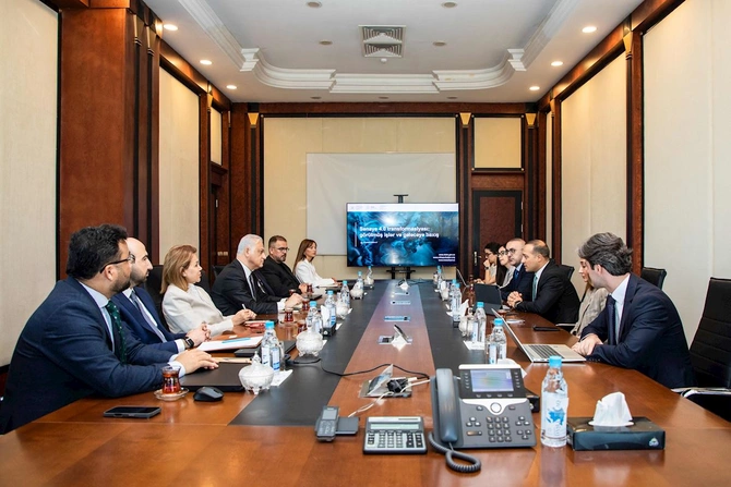 4SİM və “Azərsun Holdinq” arasında sənaye 4.0 texnologiyalarının tətbiqi ilə bağlı əməkdaşlıq müzakirə olunub — FOTOLAR 4SİM və “Azərsun Holdinq” arasında sənaye 4.0 texnologiyalarının tətbiqi ilə bağlı əməkdaşlıq müzakirə olunub — FOTOLAR