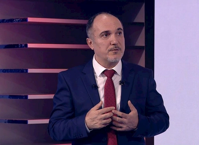Büdcə gəlirləri xərcləri 2,4 milyard manat üstələdi — Açıqlama
