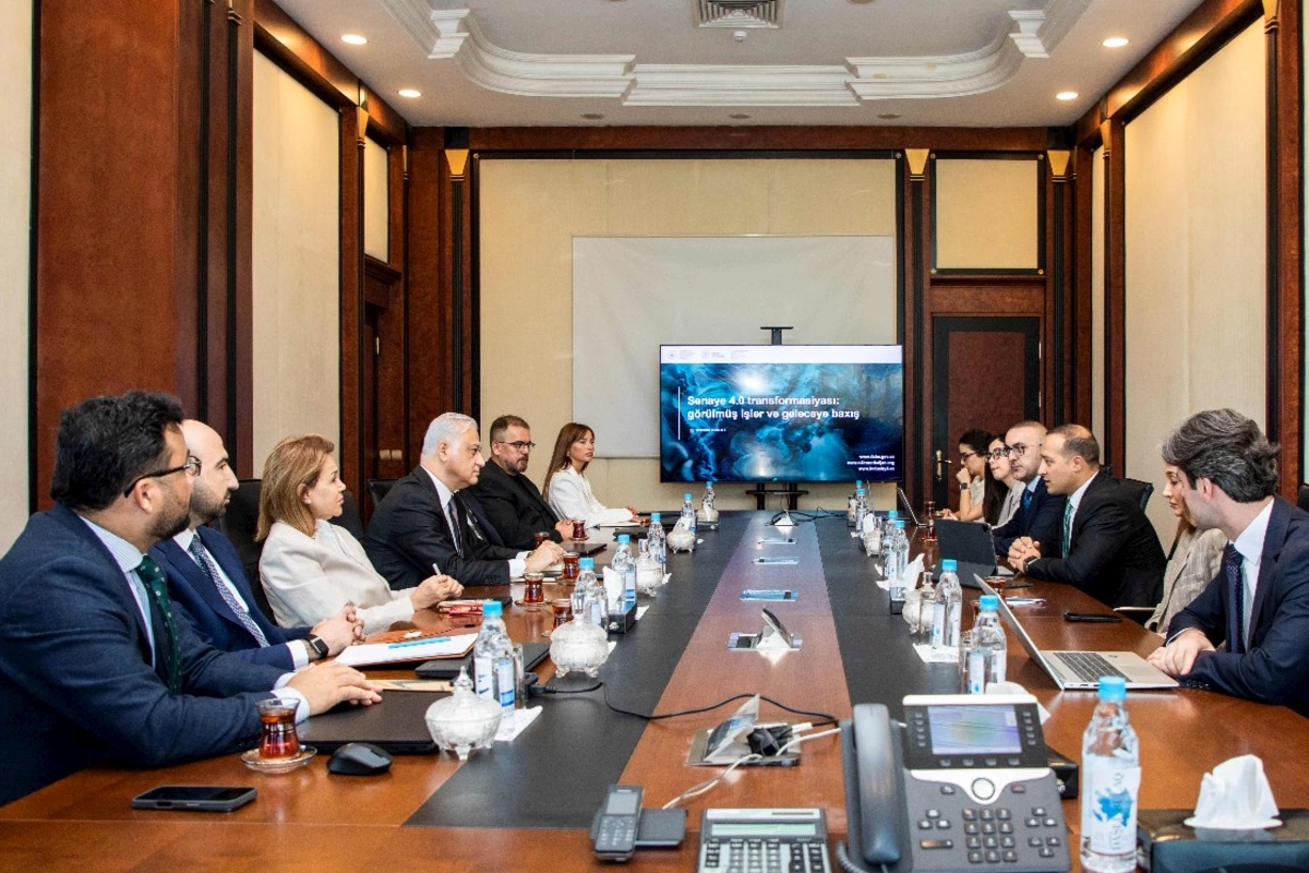 4SİM və “Azərsun Holdinq” arasında sənaye 4.0 texnologiyalarının tətbiqi ilə bağlı əməkdaşlıq müzakirə olunub — FOTOLAR