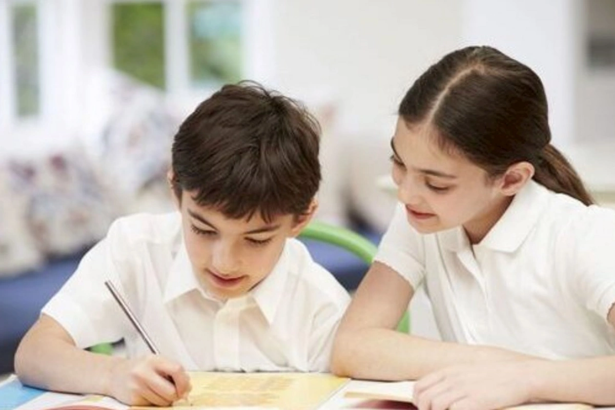 Şagirdlərin elektron yerdəyişməsi başladı