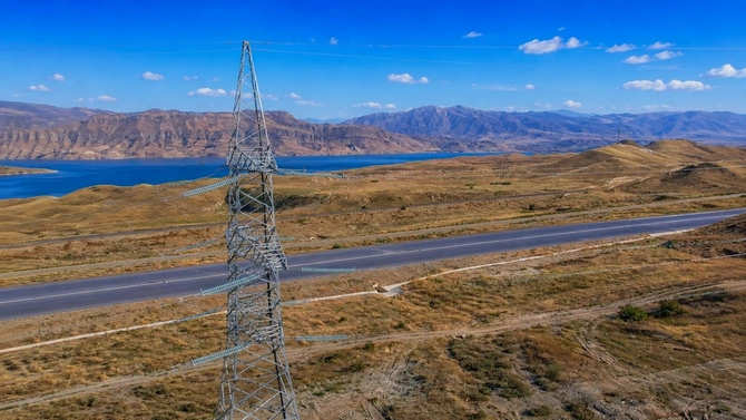 “Zəngəzur” elektrik ötürmə xəttində işlərin birinci mərhələsi yekunlaşır — VİDEO/FOTO