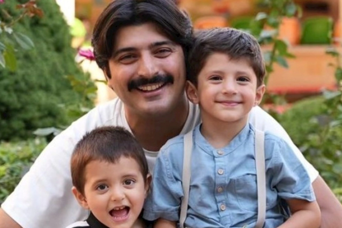 Muraddan oğulları ilə bağlı paylaşım — FOTO
