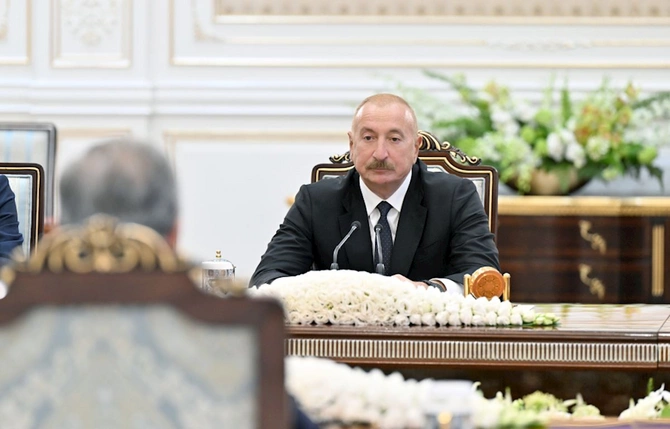 Azərbaycan və Özbəkistan Ali Dövlətlərarası Şuranın 3-cü iclası keçirildi — FOTOLAR (YENİLƏNİB) Azərbaycan və Özbəkistan Ali Dövlətlərarası Şuranın 3-cü iclası keçirildi — FOTOLAR (YENİLƏNİB)