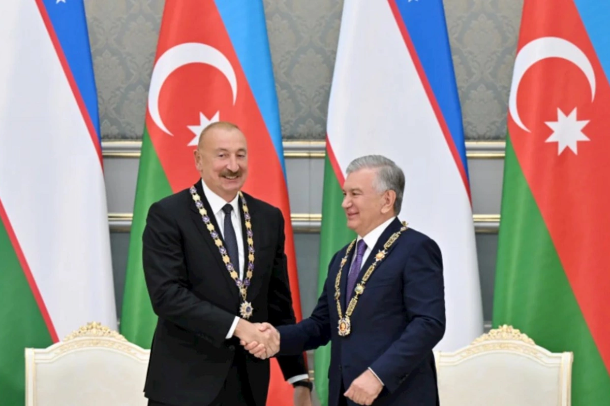 Daşkənddə Azərbaycan və Özbəkistan prezidentlərinin təltifolunma mərasimi keçirilib