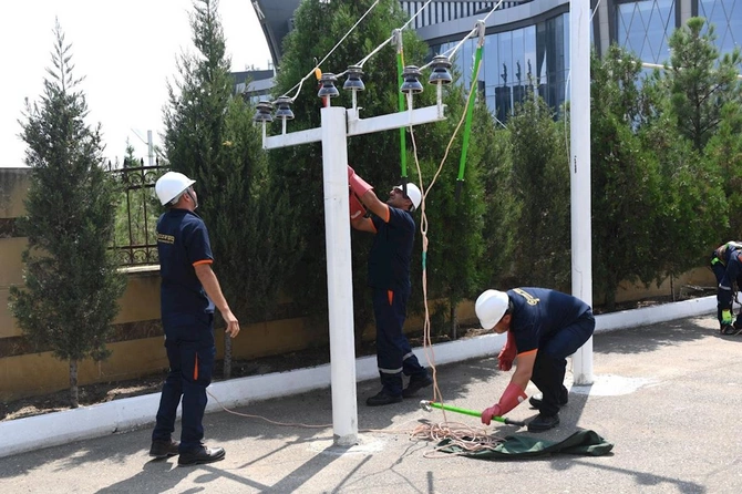 Yeni nəsil energetiklər: Şəbəkənin memarları Ümumrespublika Yarışının Qərb RETSİ üzrə regional turu təşkil olunub — FOTOLAR