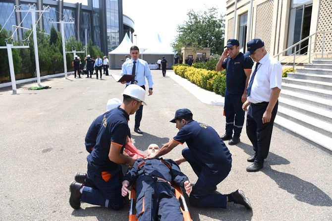 Yeni nəsil energetiklər: Şəbəkənin memarları Ümumrespublika Yarışının Qərb RETSİ üzrə regional turu təşkil olunub — FOTOLAR