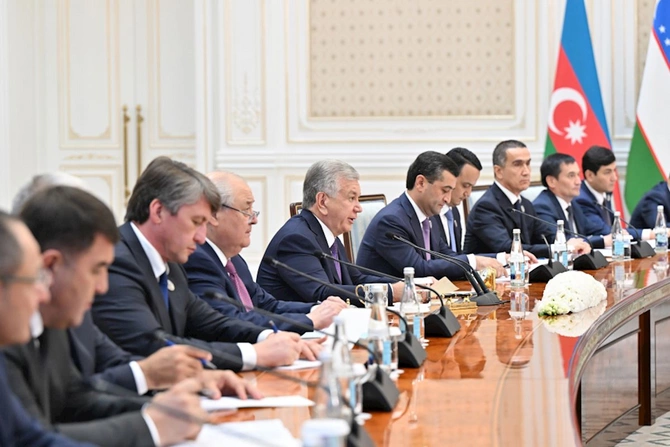 Azərbaycan və Özbəkistan Ali Dövlətlərarası Şuranın 3-cü iclası keçirildi — FOTOLAR (YENİLƏNİB) Azərbaycan və Özbəkistan Ali Dövlətlərarası Şuranın 3-cü iclası keçirildi — FOTOLAR (YENİLƏNİB)