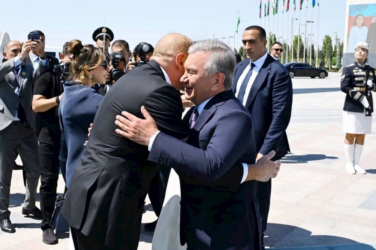 Şavkat Mirziyoyev Prezident İlham Əliyevin Özbəkistana səfəri ilə bağlı paylaşım edib