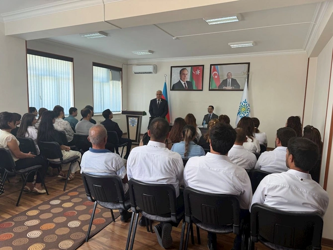 Milli Məclisin deputatı Vüqar Rəhimzadə Culfada seçiciləri ilə növbəti görüşünü keçirib — FOTOLAR