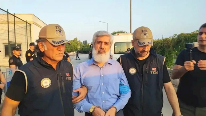 Alparslan Kuytul və həyat yoldaşı həbs edildi — FOTOLAR