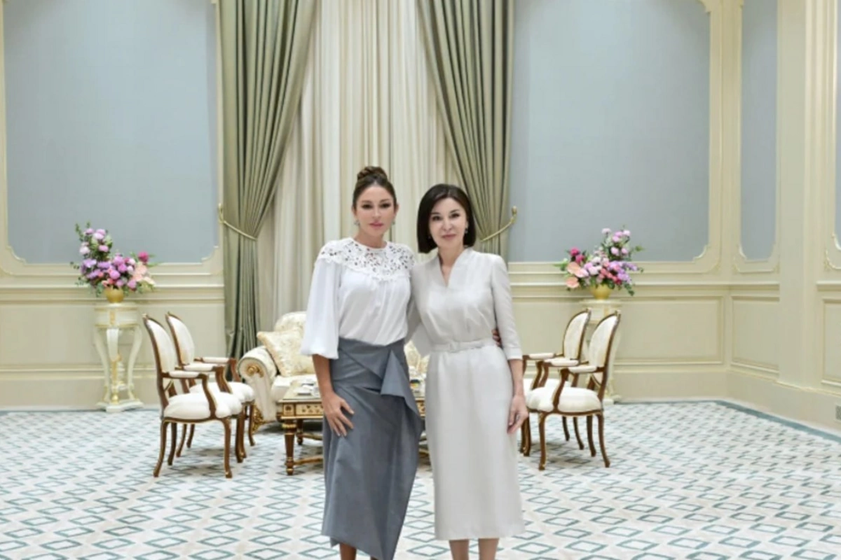 Daşkənddə Azərbaycanın və Özbəkistanın birinci xanımlarının təkbətək görüşü olub — FOTO