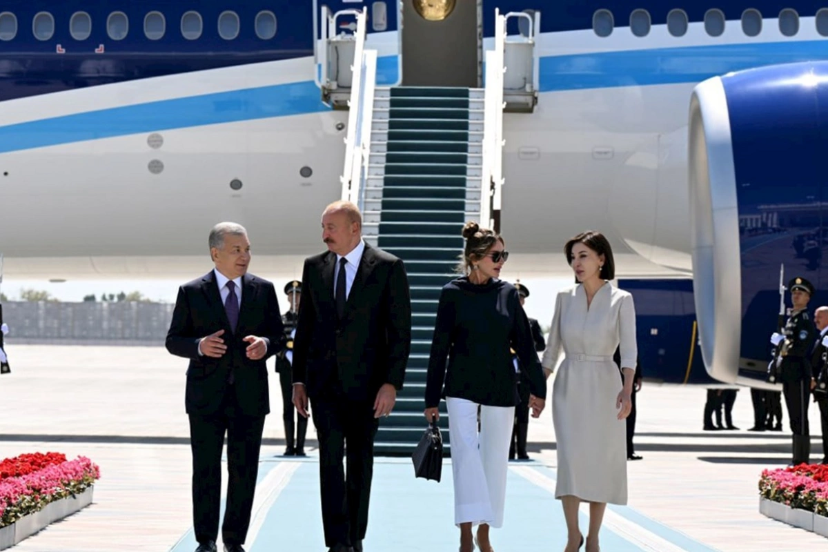 Prezidentlər və birinci xanımlar Kuksaroy Dövlət İqamətgahında birgə foto çəkdirdi