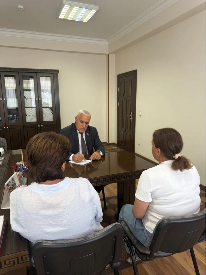 Milli Məclisin deputatı Vüqar Rəhimzadə Culfada seçiciləri ilə növbəti görüşünü keçirib — FOTOLAR