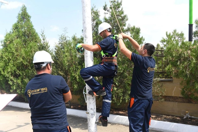 Yeni nəsil energetiklər: Şəbəkənin memarları Ümumrespublika Yarışının Qərb RETSİ üzrə regional turu təşkil olunub — FOTOLAR
