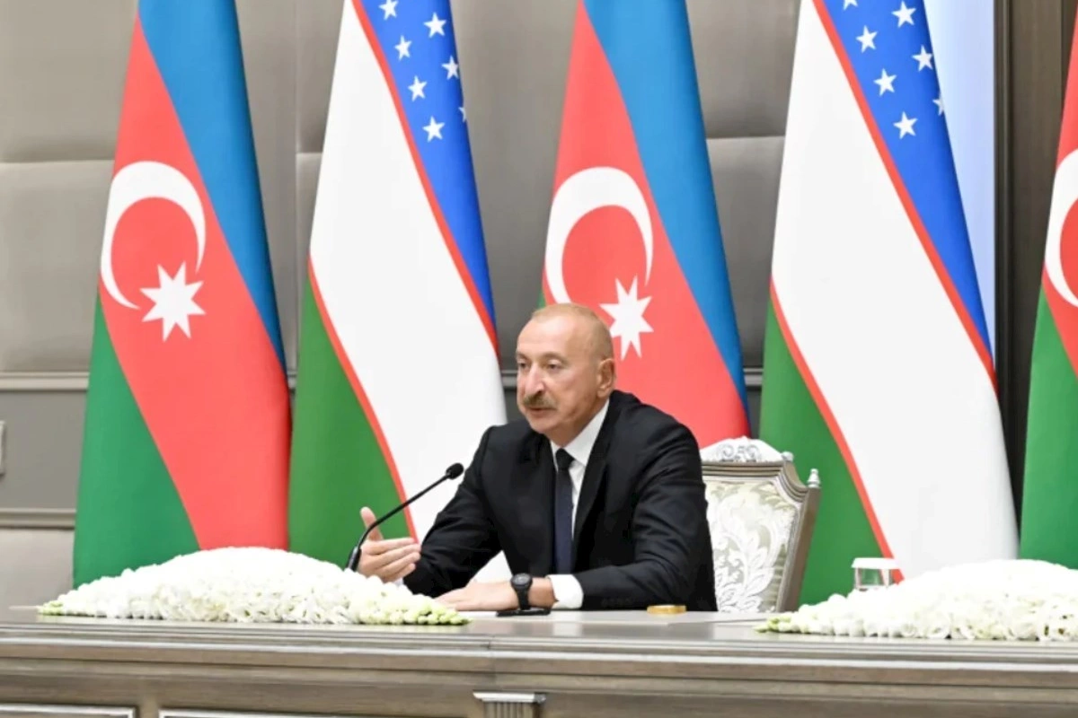 Rusiya mediası İlham Əliyevin Özbəkistan səfərini geniş işıqlandırır — FOTOLAR